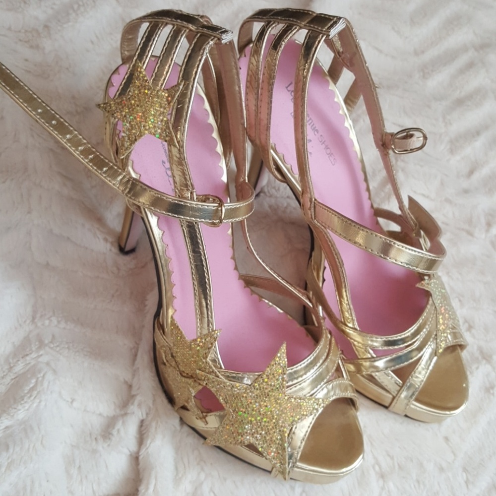 Leg avenue shoes